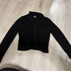 Have only worn about 4 or 5 times and haven’t worn this shirt in years.